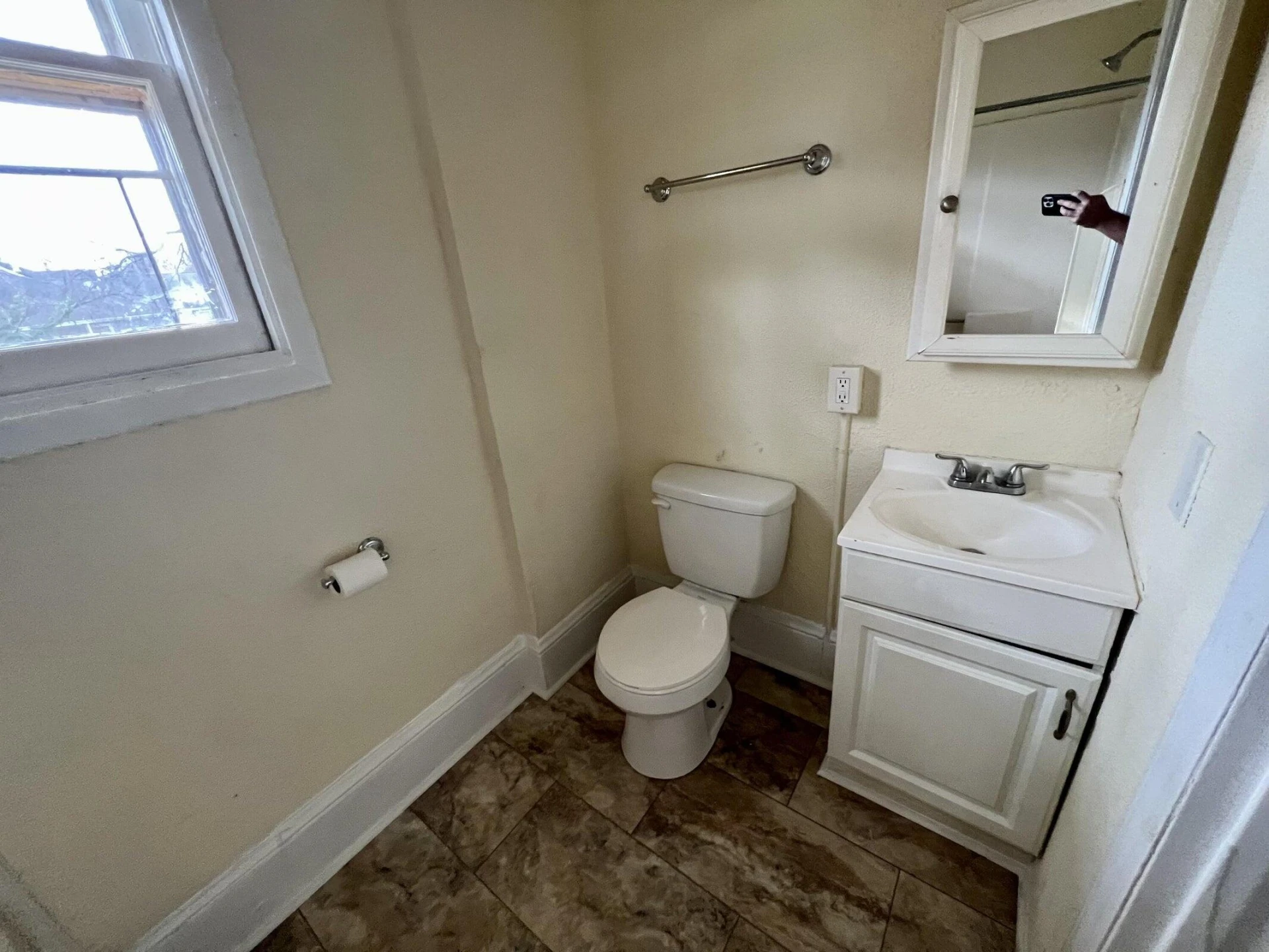 1202 Melrose AVE NW - Photo 15