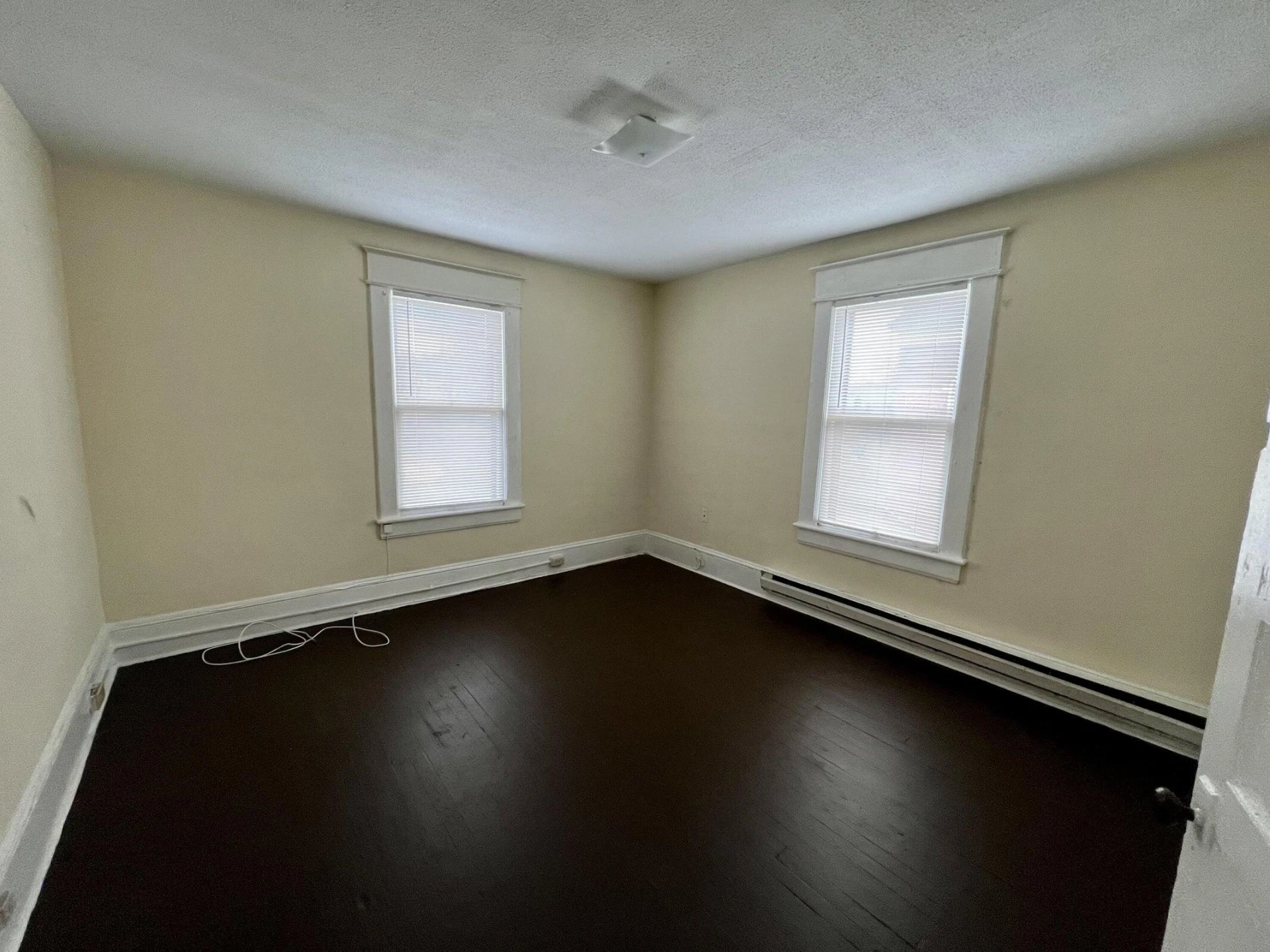 1202 Melrose AVE NW - Photo 8
