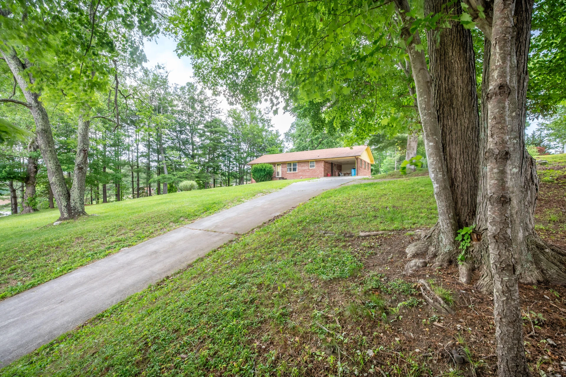 3987 Webbs Mill RD N - Photo 47