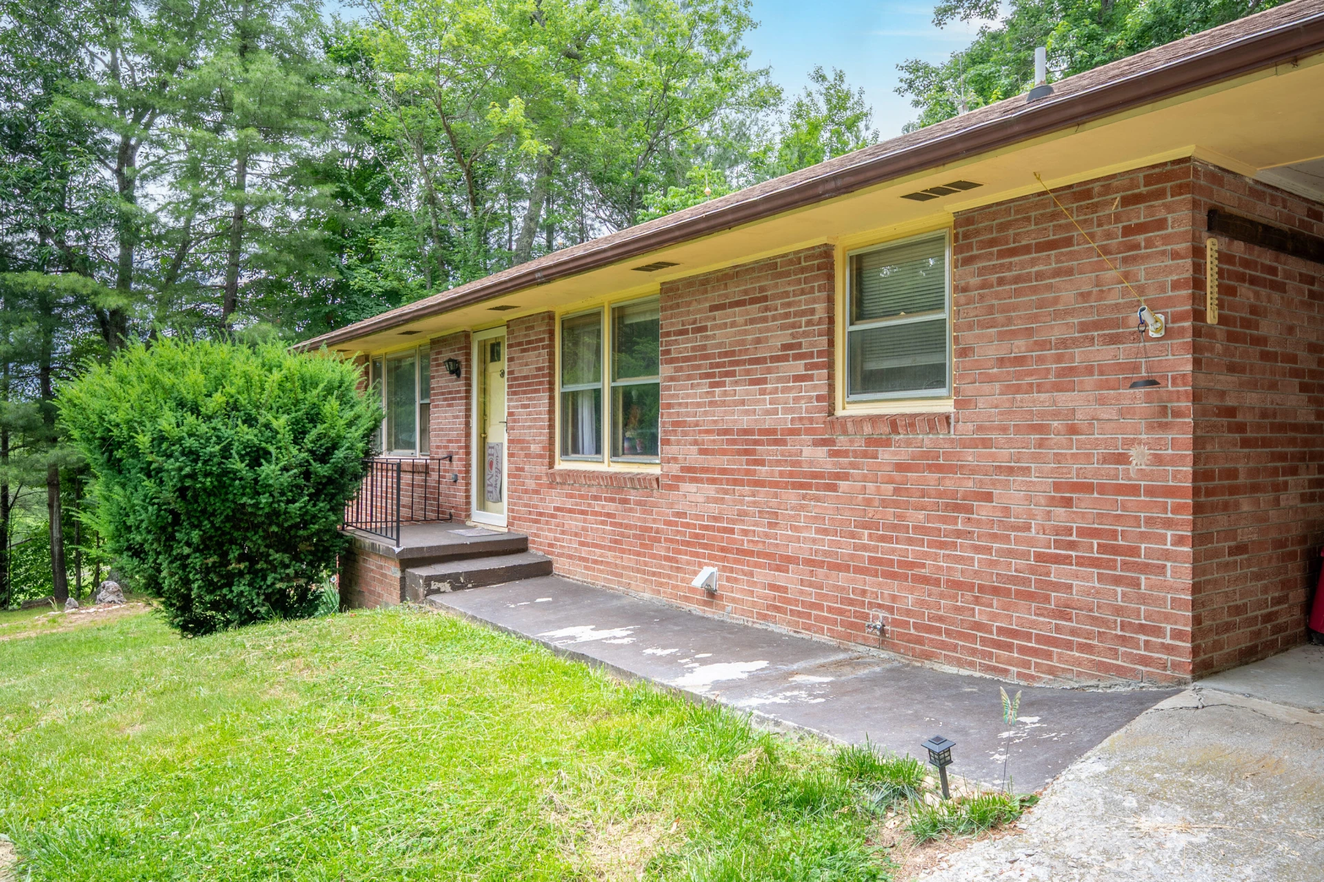 3987 Webbs Mill RD N - Photo 49
