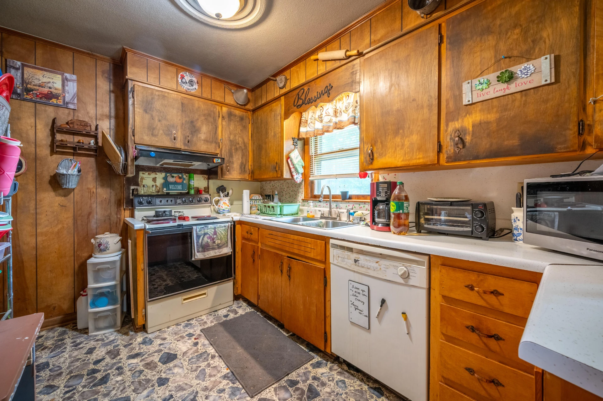 3987 Webbs Mill RD N - Photo 9