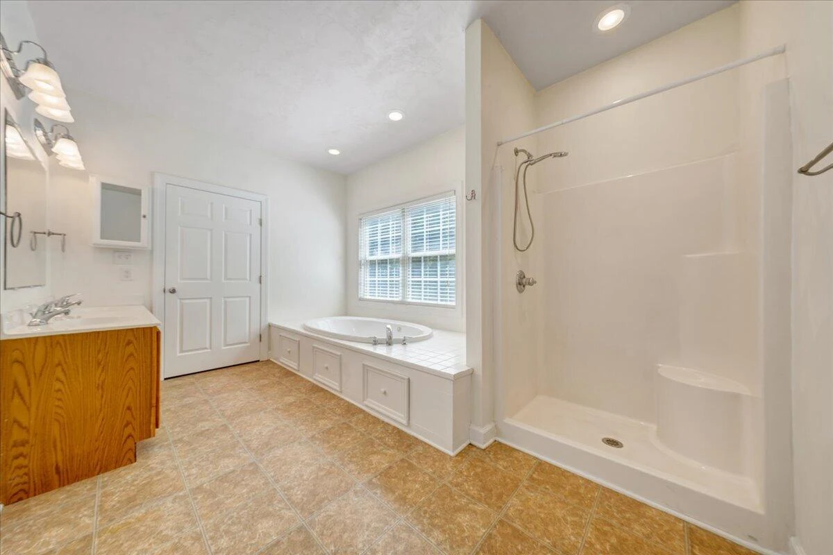 2677 Tolers Ferry RD - Photo 32