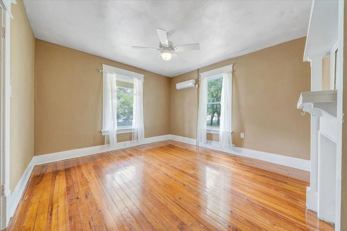 916 Madison AVE NW - Photo 14