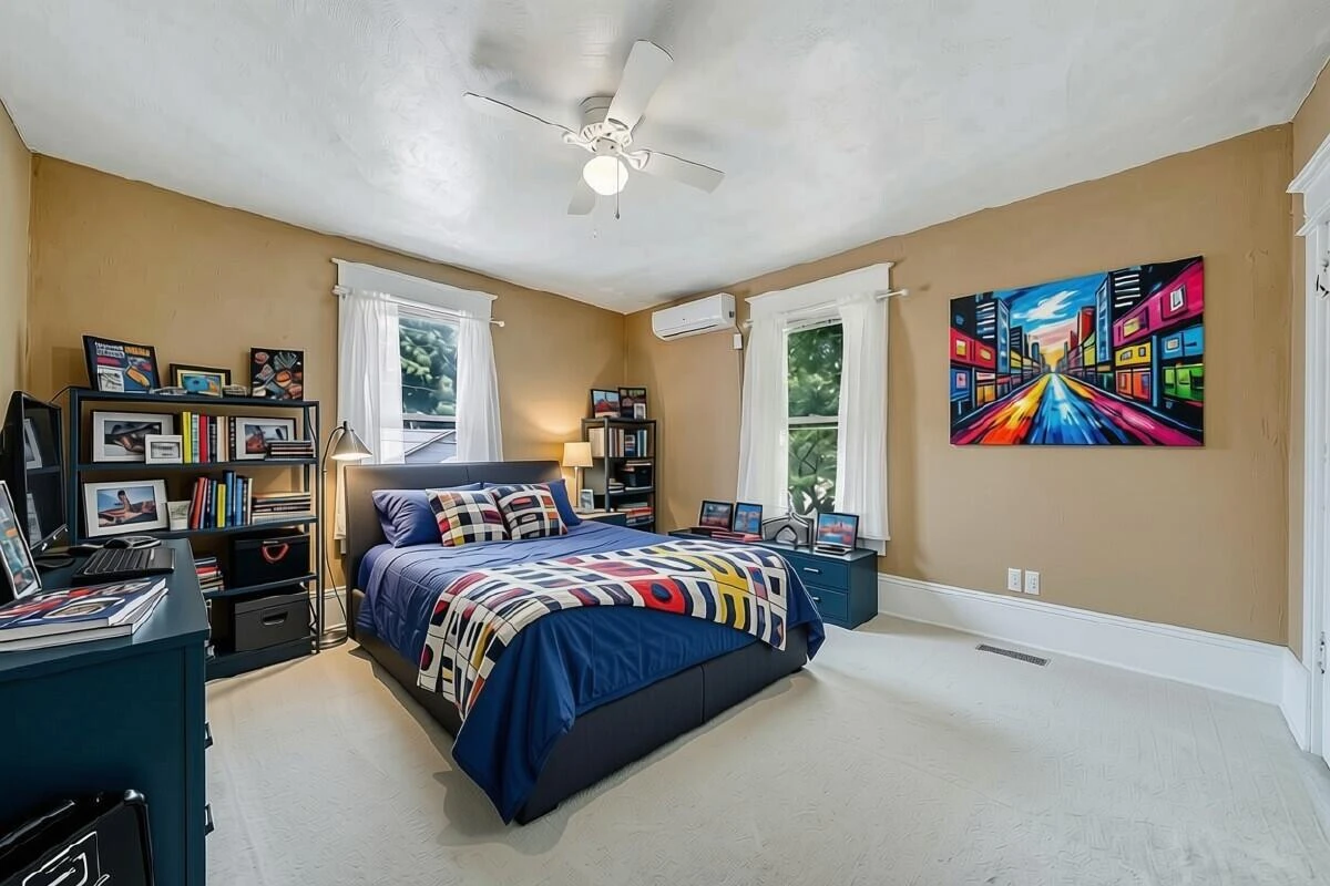 916 Madison AVE NW - Photo 31