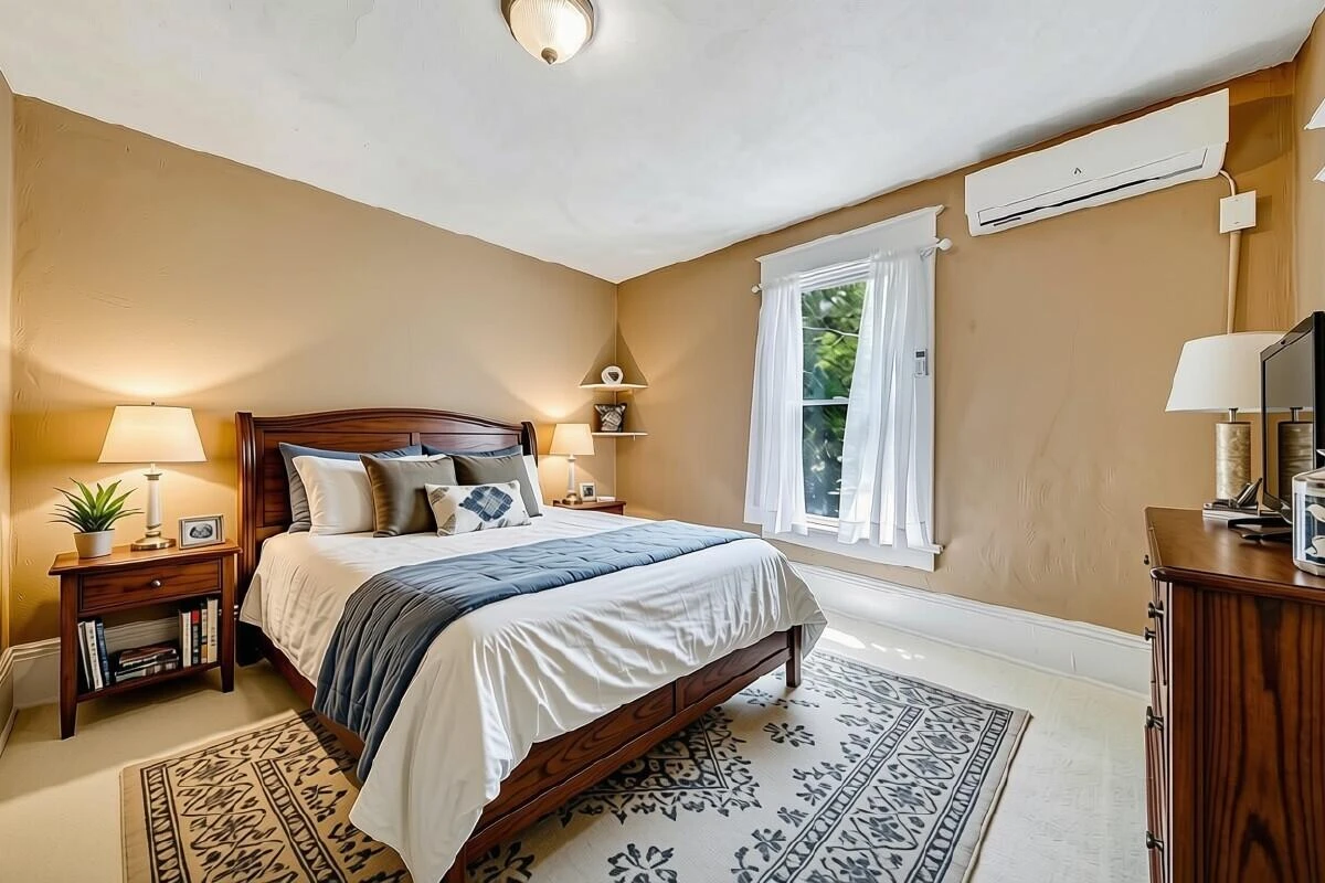 916 Madison AVE NW - Photo 33