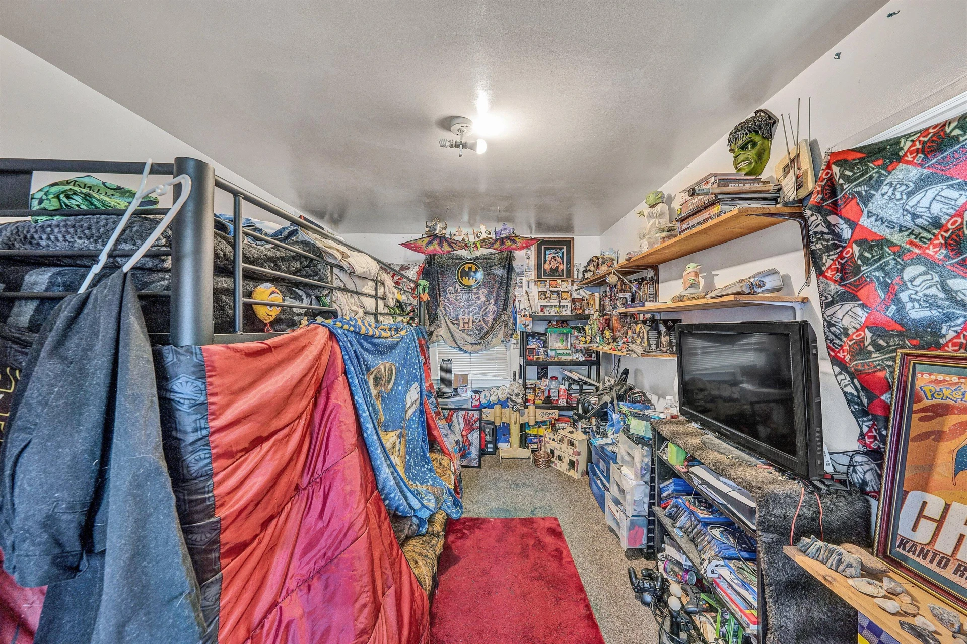 218 Maple ST - Photo 13
