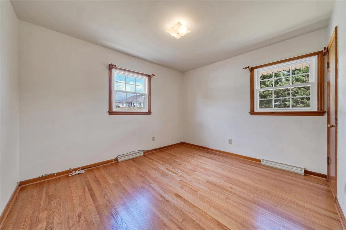 409 Decatur CIR - Photo 15