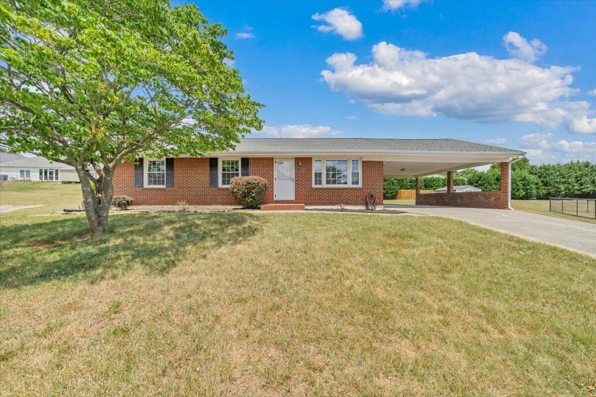 409 Decatur CIR - Photo 42