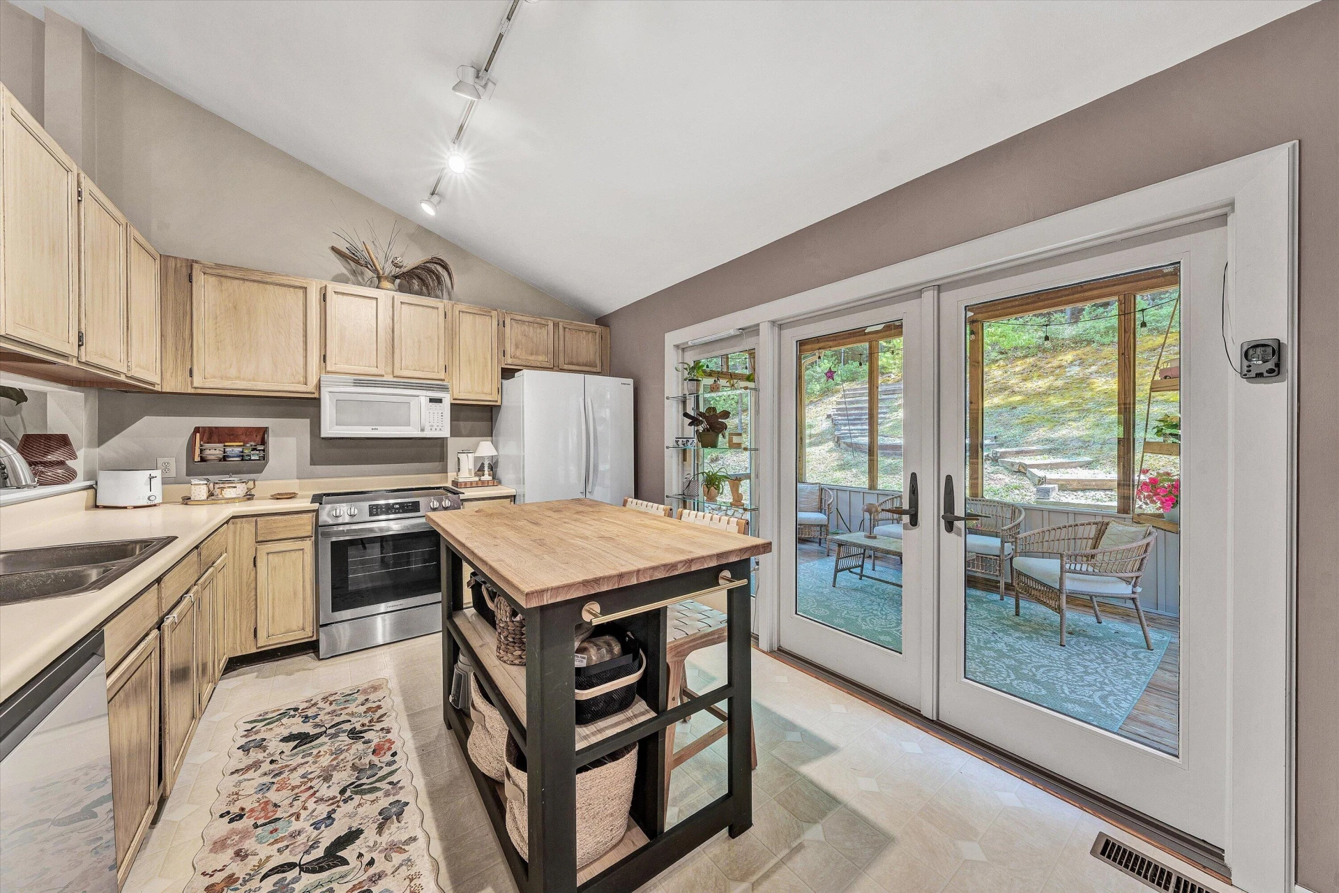 4520 Summerset CIR - Photo 14