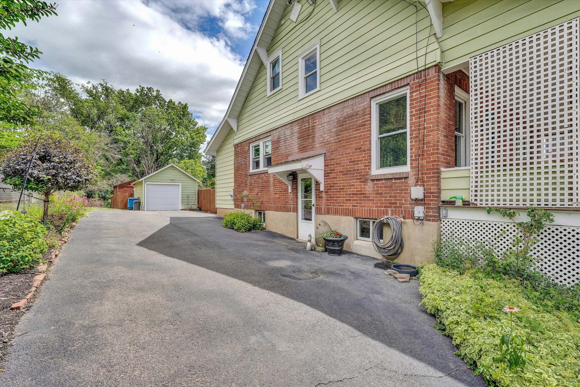 2416 Lofton RD SW - Photo 27