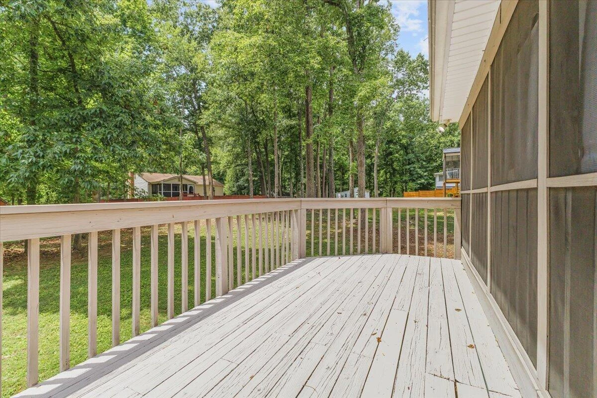 165 Beachmont DR - Photo 16