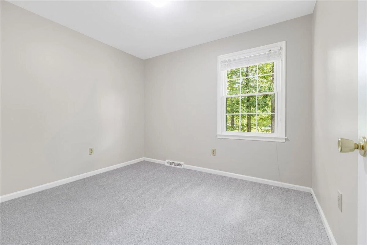 165 Beachmont DR - Photo 20