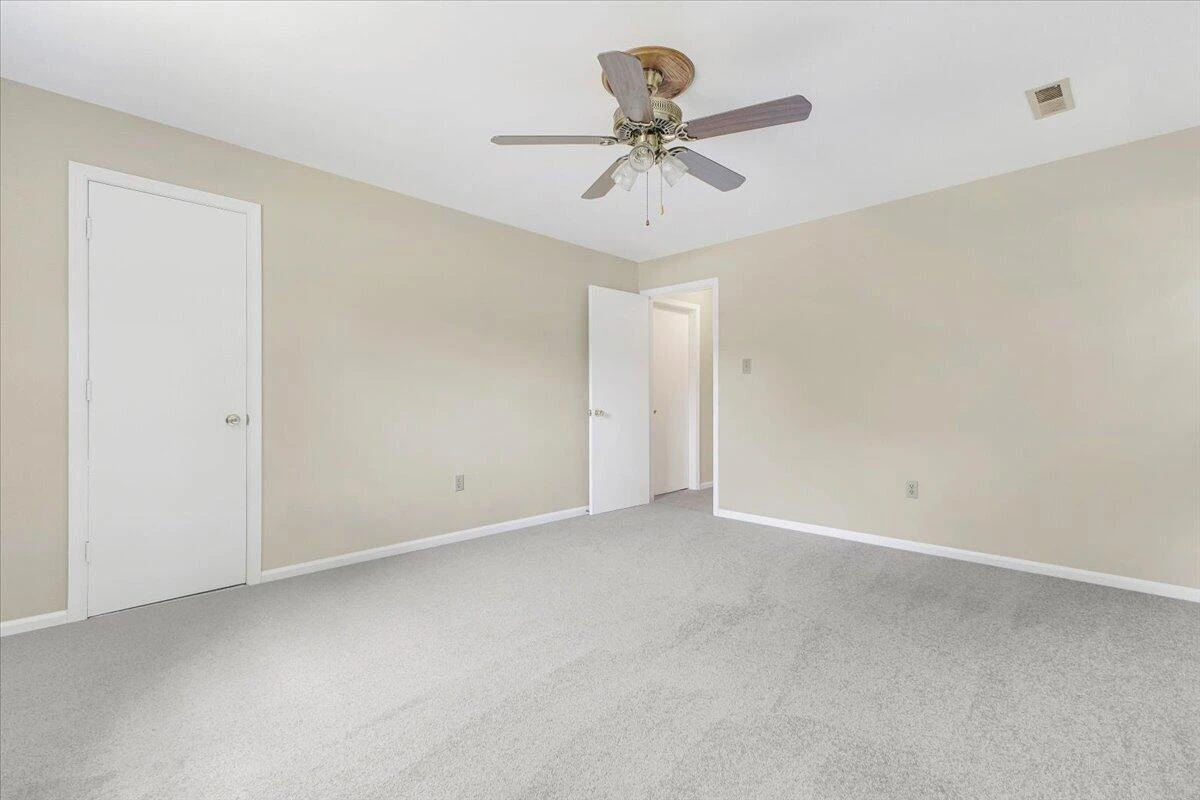 165 Beachmont DR - Photo 30