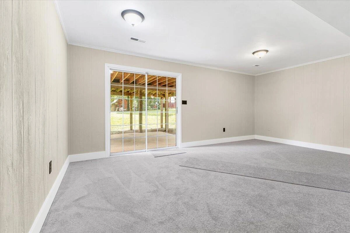 165 Beachmont DR - Photo 33