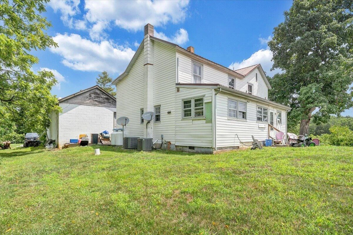 6457 Roanoke RD - Photo 26