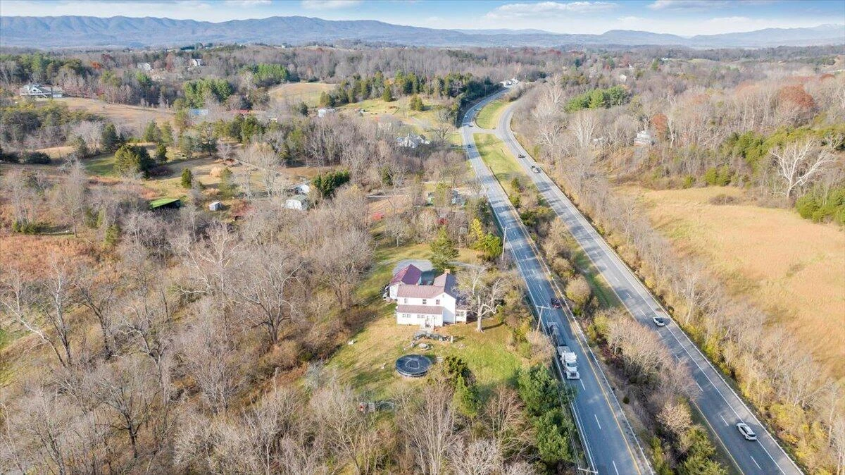 6457 Roanoke RD - Photo 38