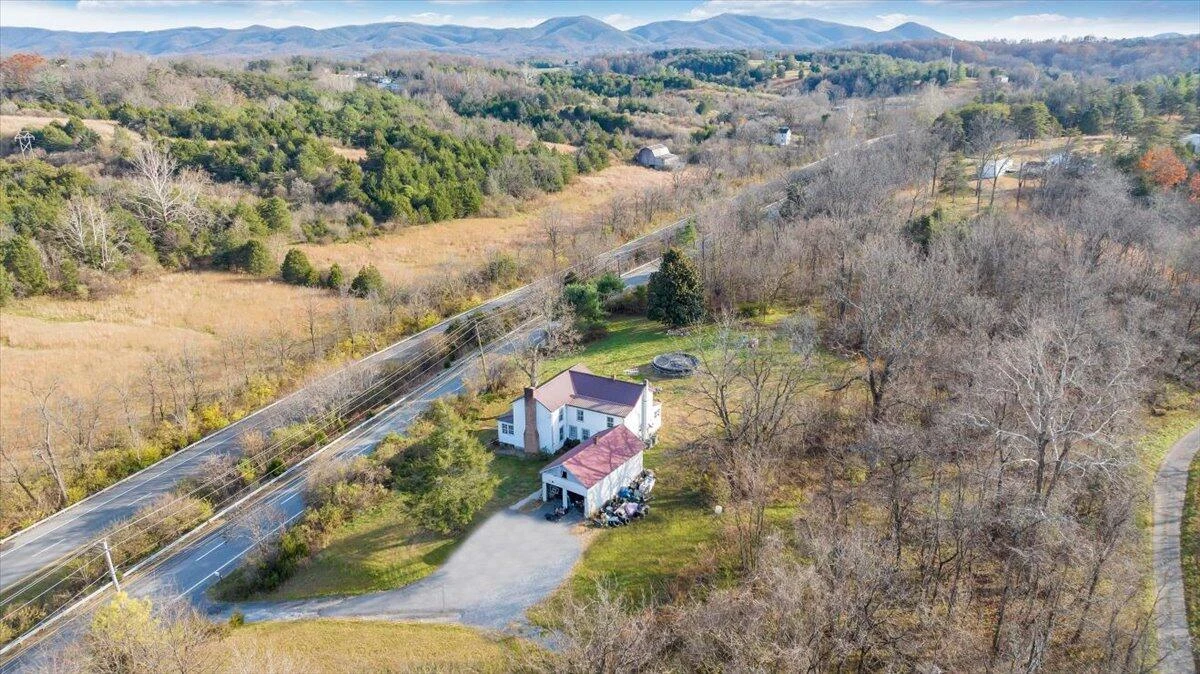 6457 Roanoke RD - Photo 40