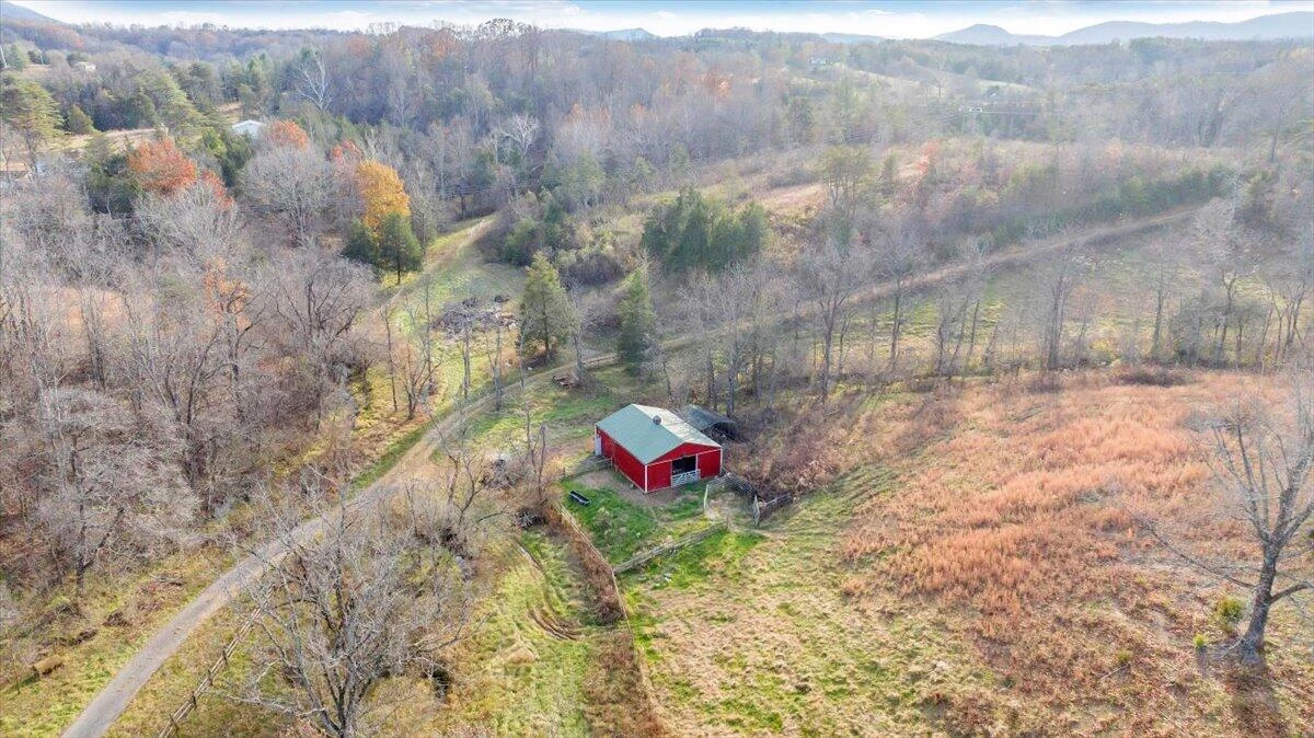 6457 Roanoke RD - Photo 51