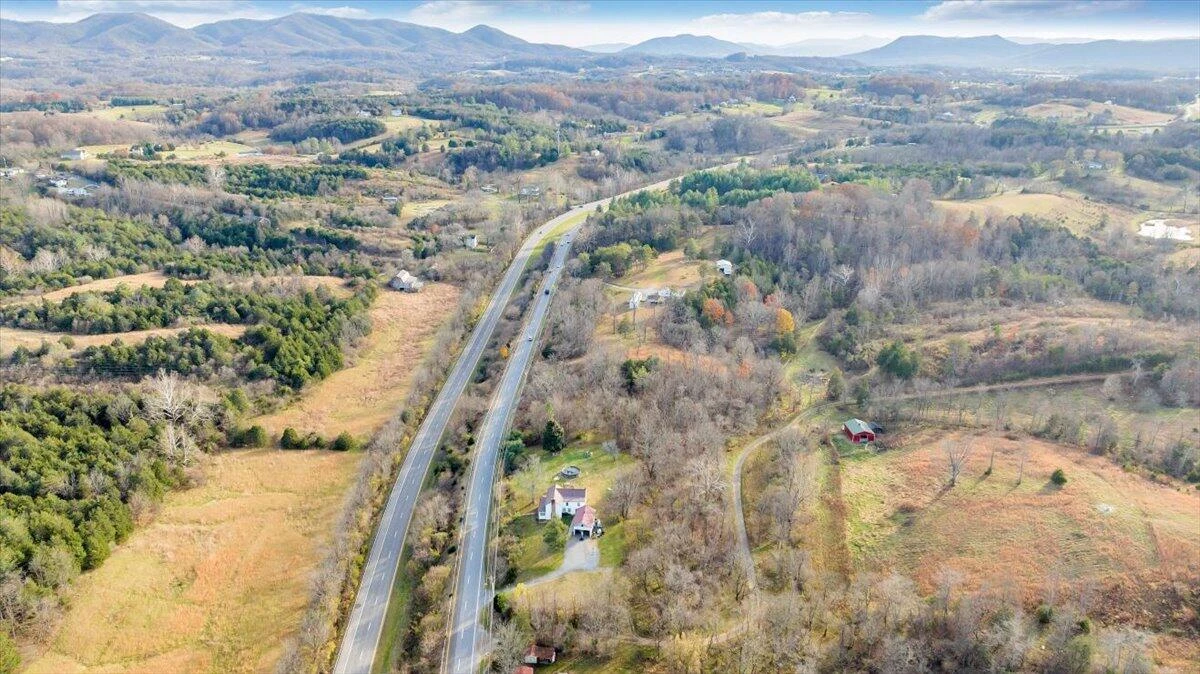 6457 Roanoke RD - Photo 58