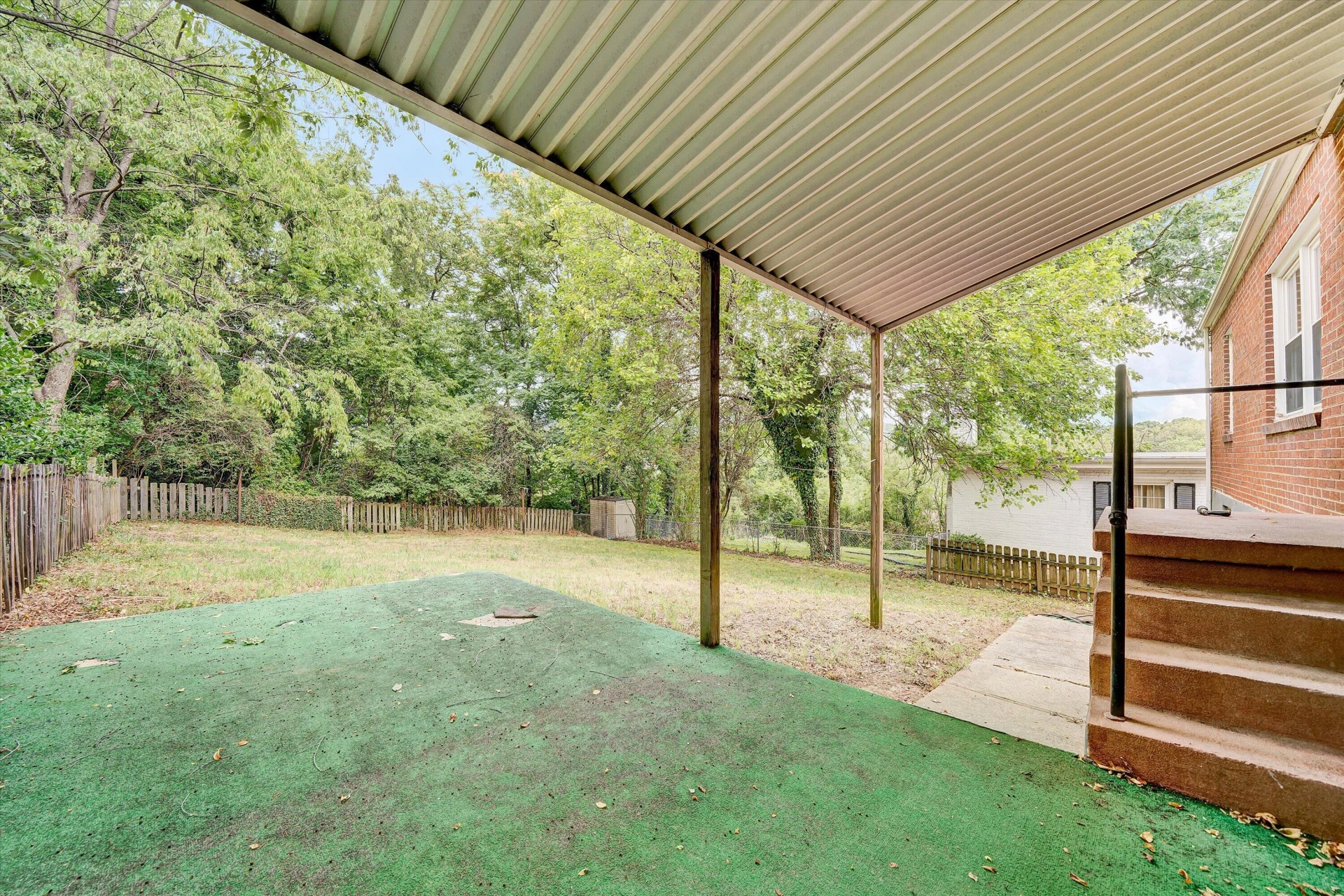 1810 Lawnhill ST SW - Photo 21