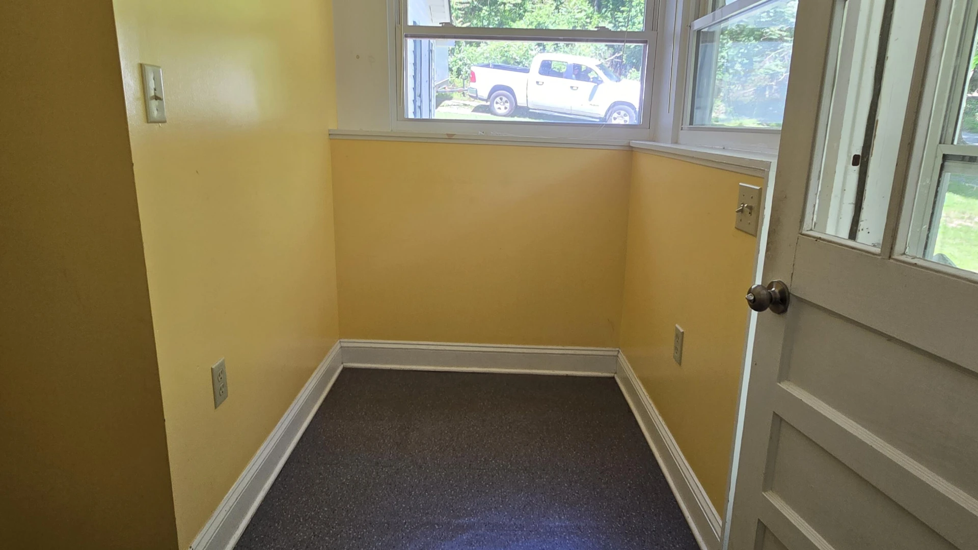508 Piedmont ST - Photo 4