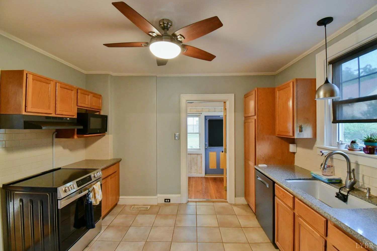 1305 Park ST - Photo 12