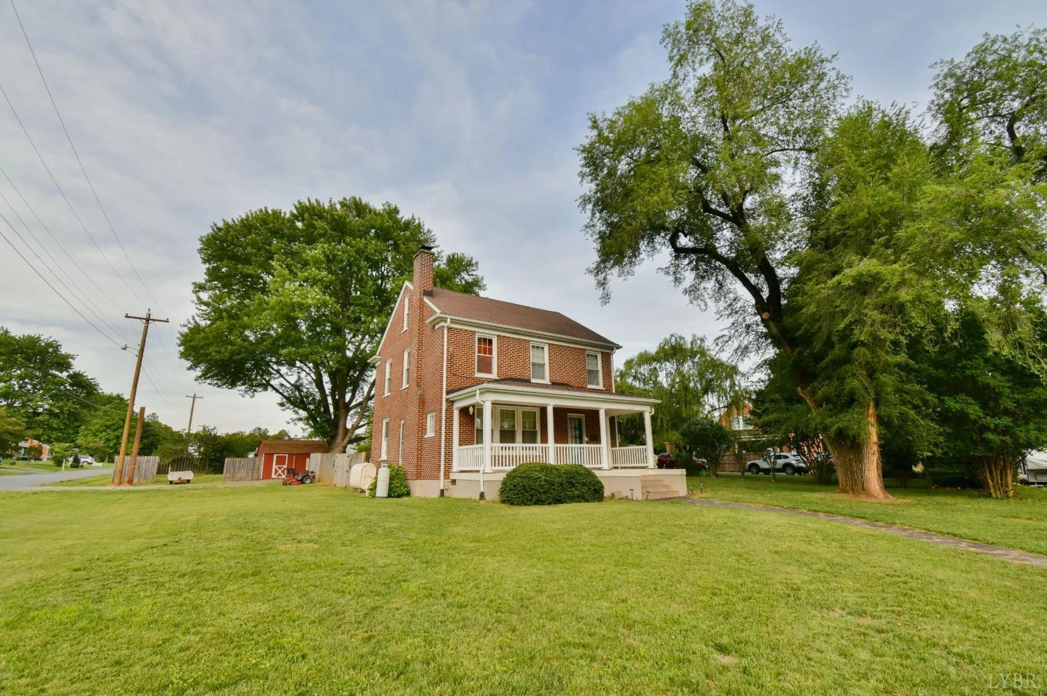 1305 Park ST - Photo 3