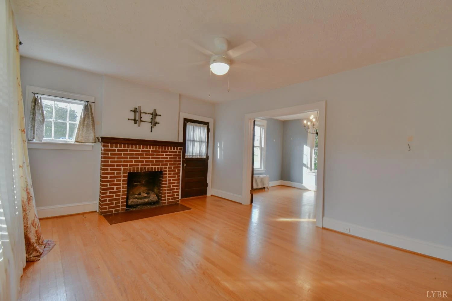 1305 Park ST - Photo 6