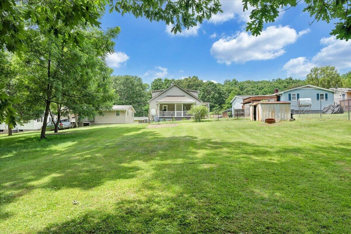 1408 Hatcher AVE - Photo 18