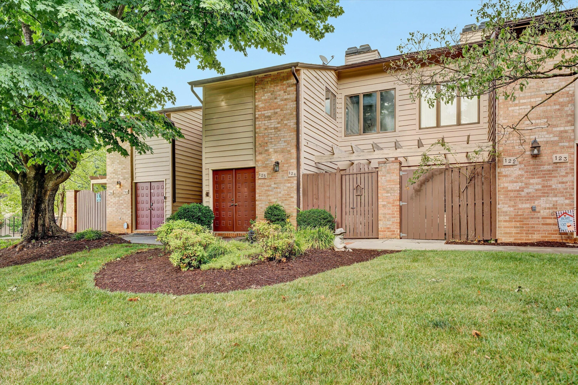 124 Windward DR SW - Photo 2