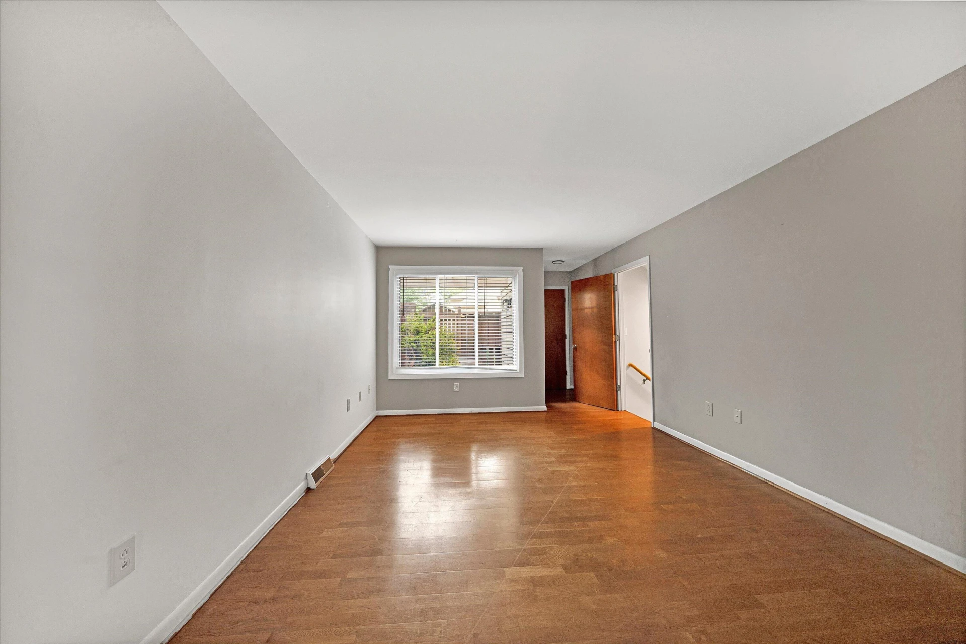 124 Windward DR SW - Photo 4