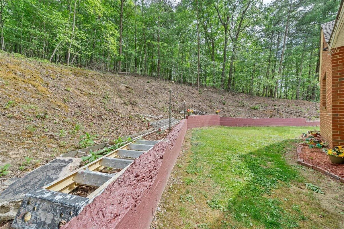 1852 Wildwood RD - Photo 33