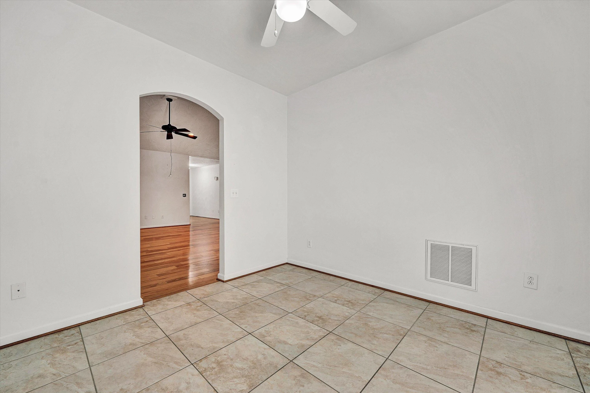 555 Greenway Landing PL - Photo 24
