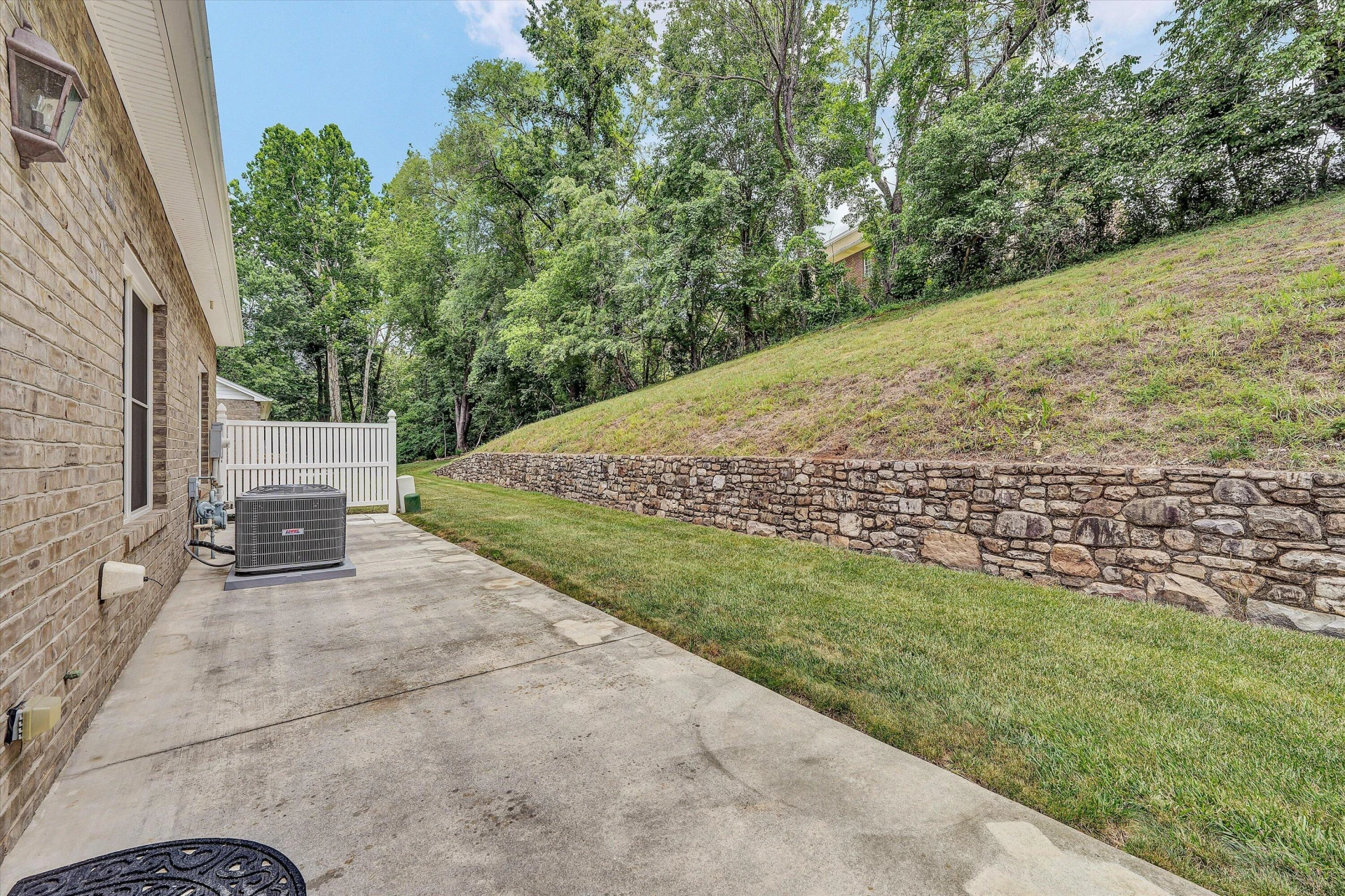 555 Greenway Landing PL - Photo 25