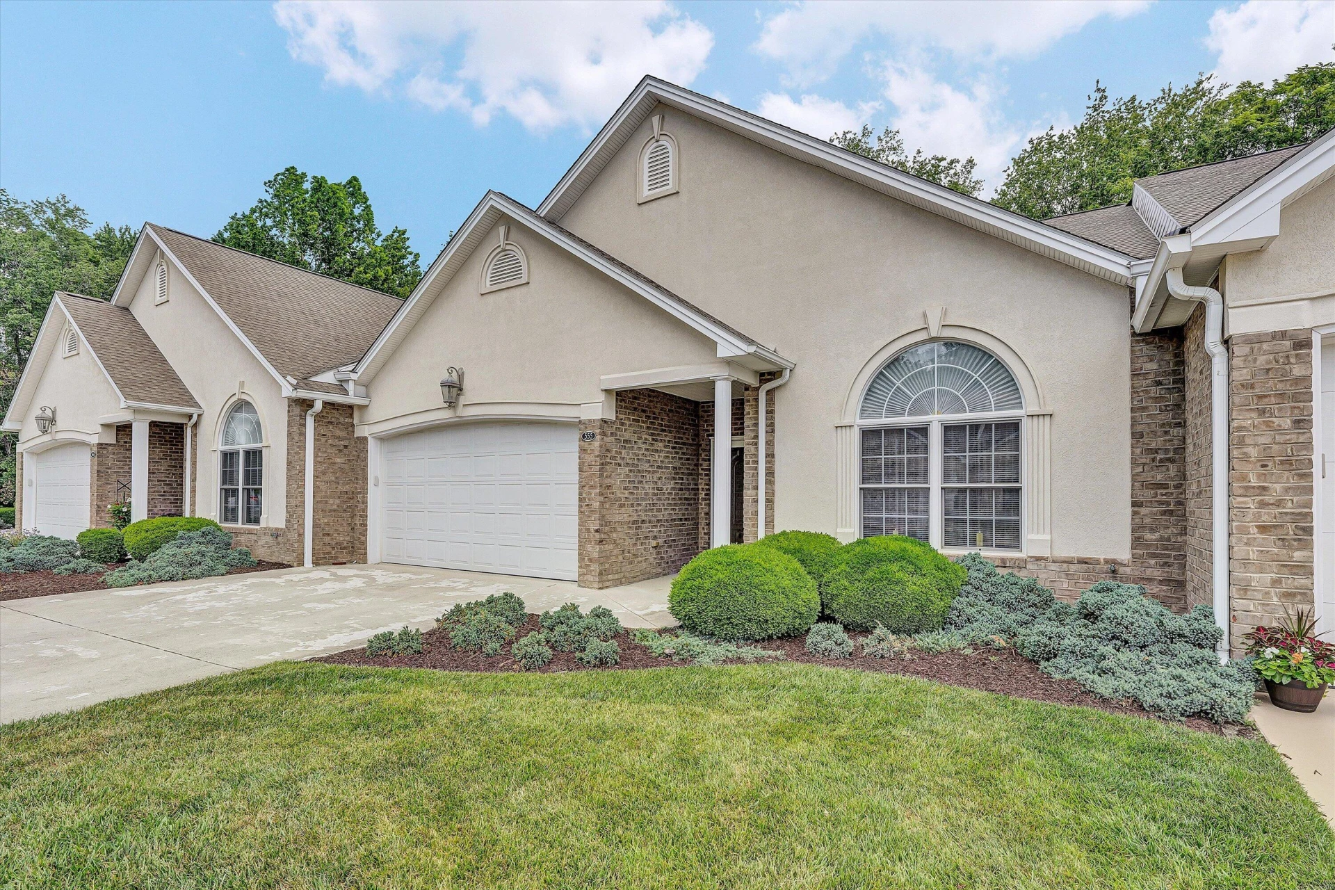 555 Greenway Landing PL - Photo 3