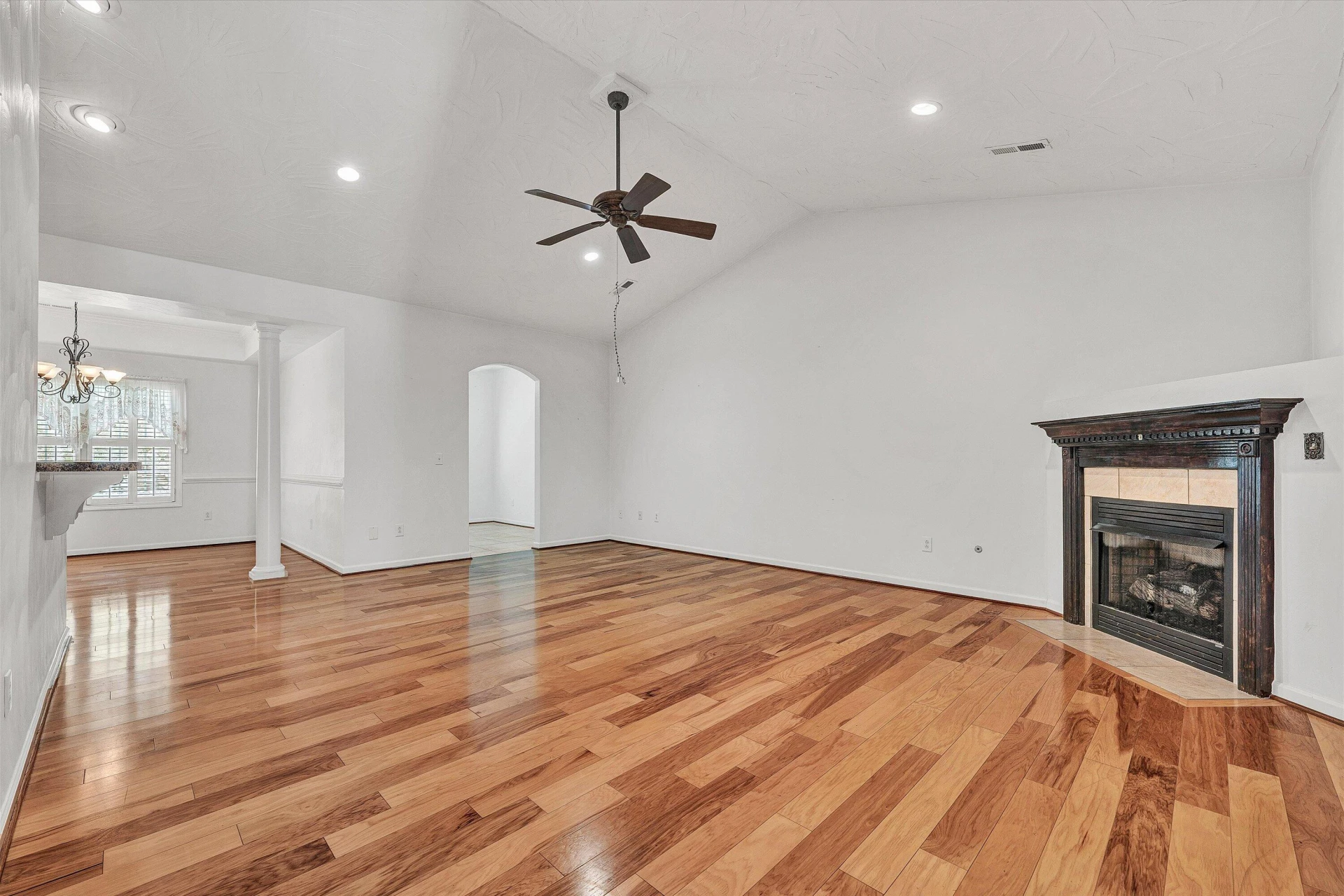 555 Greenway Landing PL - Photo 9