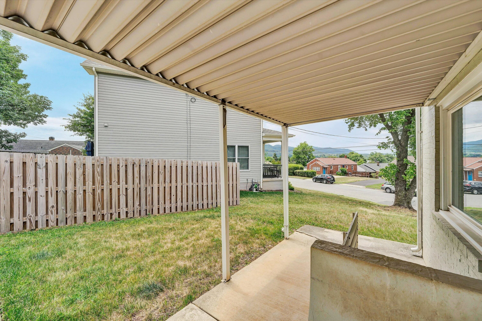 216 Valleydale AVE - Photo 29