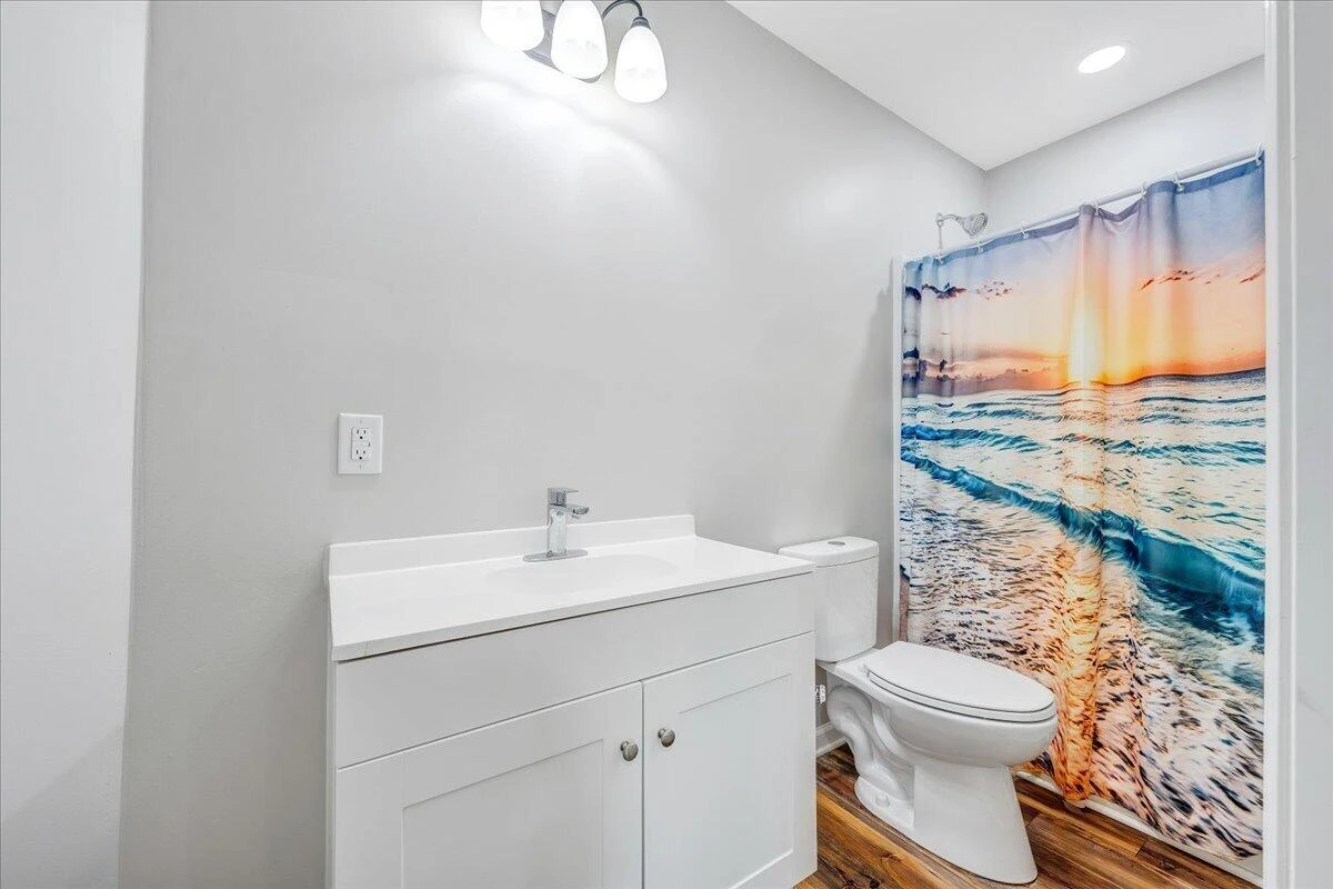 8501 Holly Tree DR - Photo 22