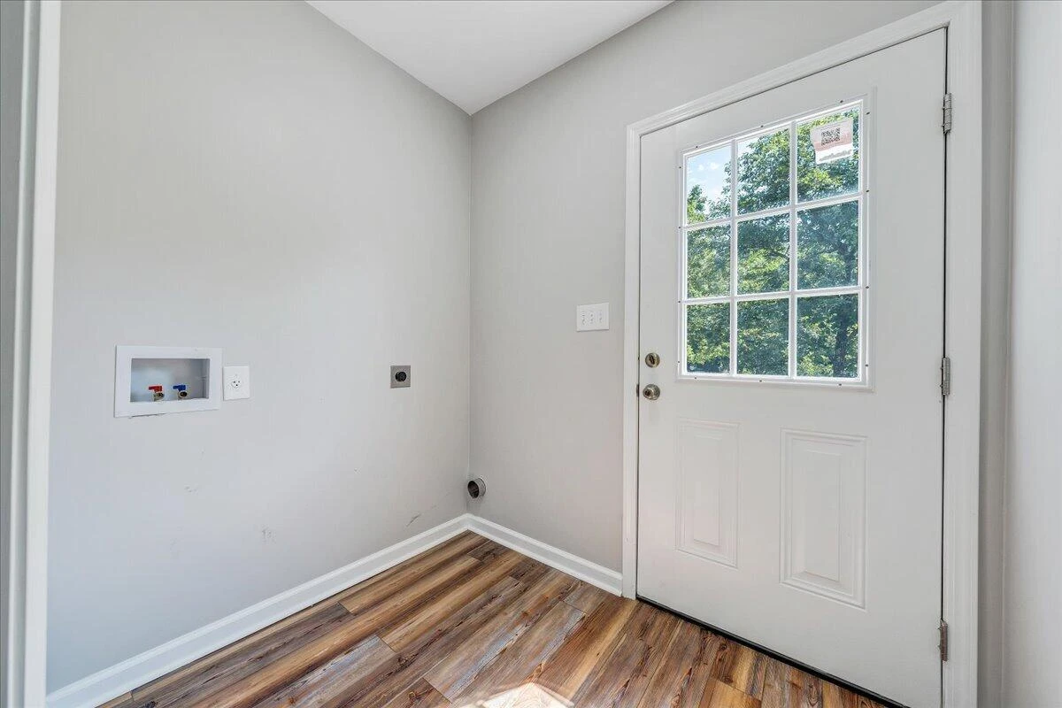 8501 Holly Tree DR - Photo 23