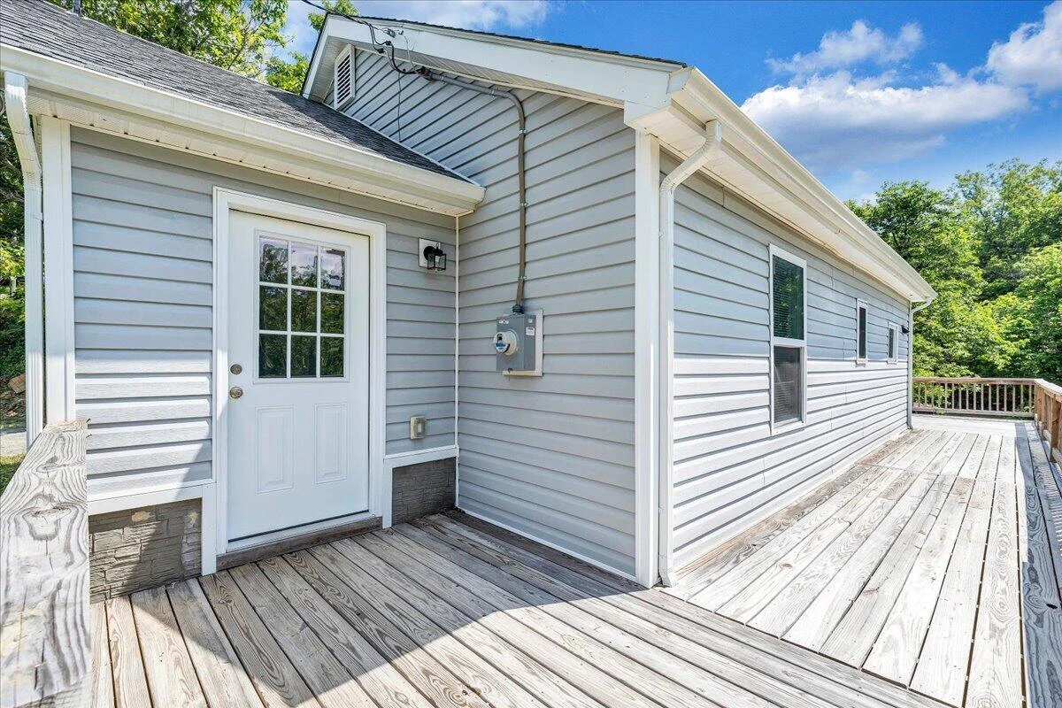 8501 Holly Tree DR - Photo 27
