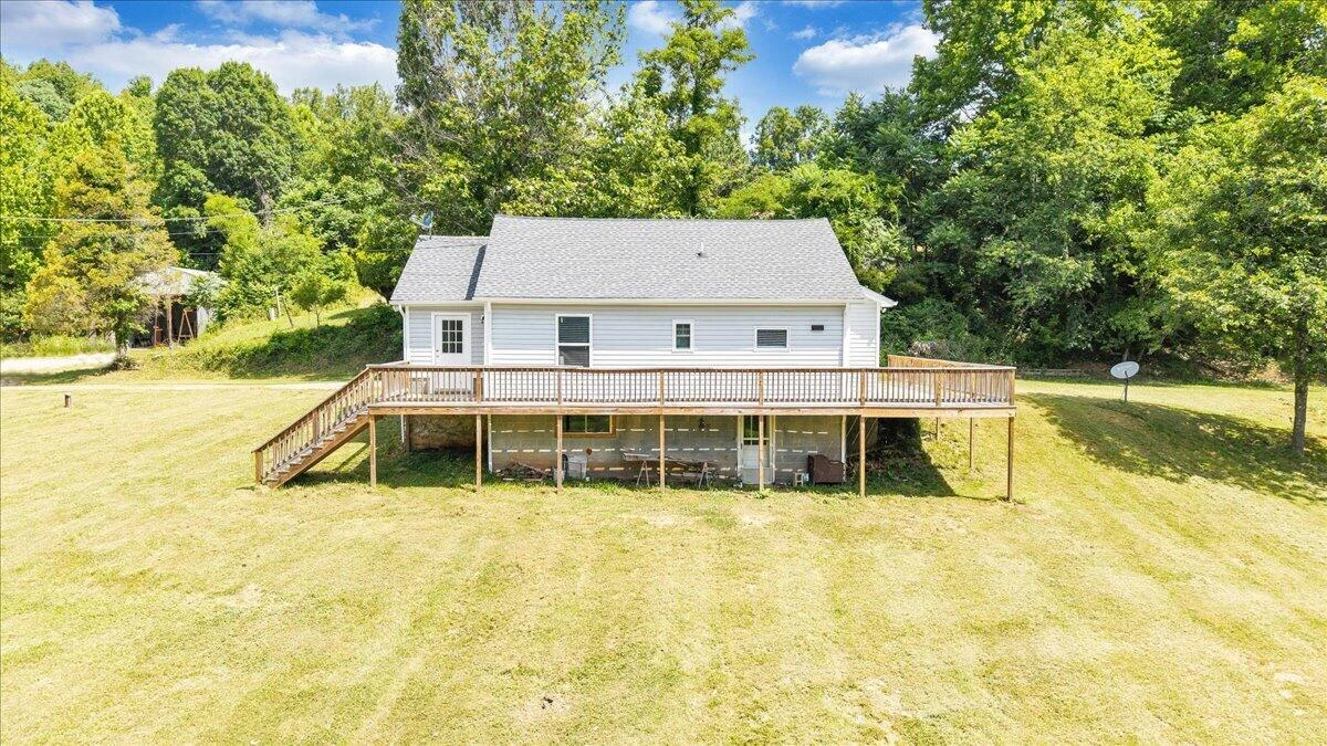 8501 Holly Tree DR - Photo 39