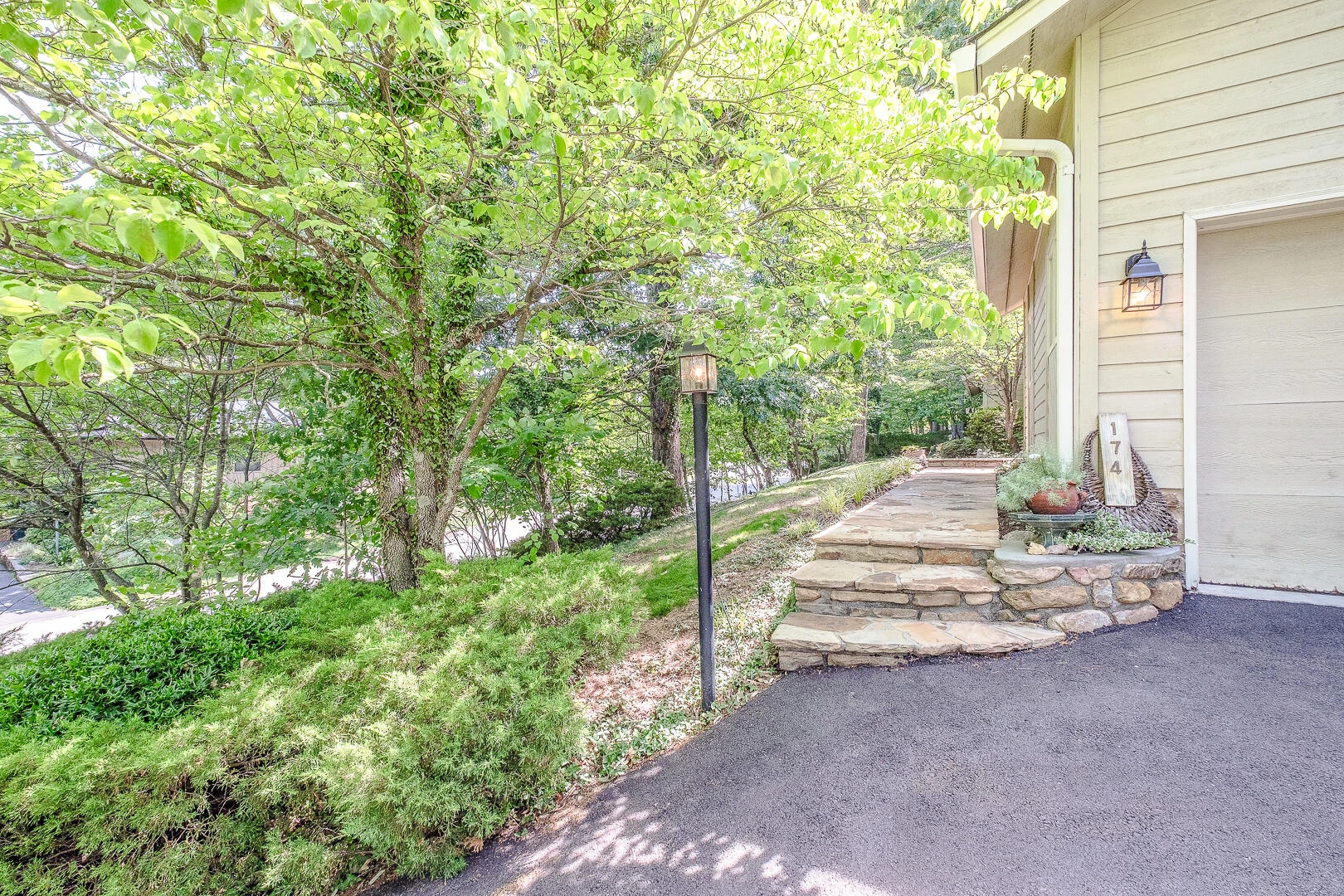 174 Bogey LN - Photo 3