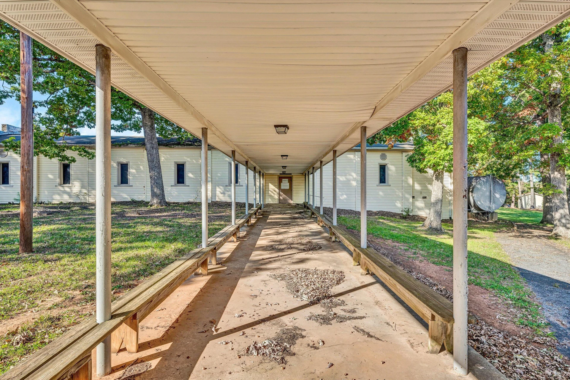 11738 Leesville RD - Photo 20