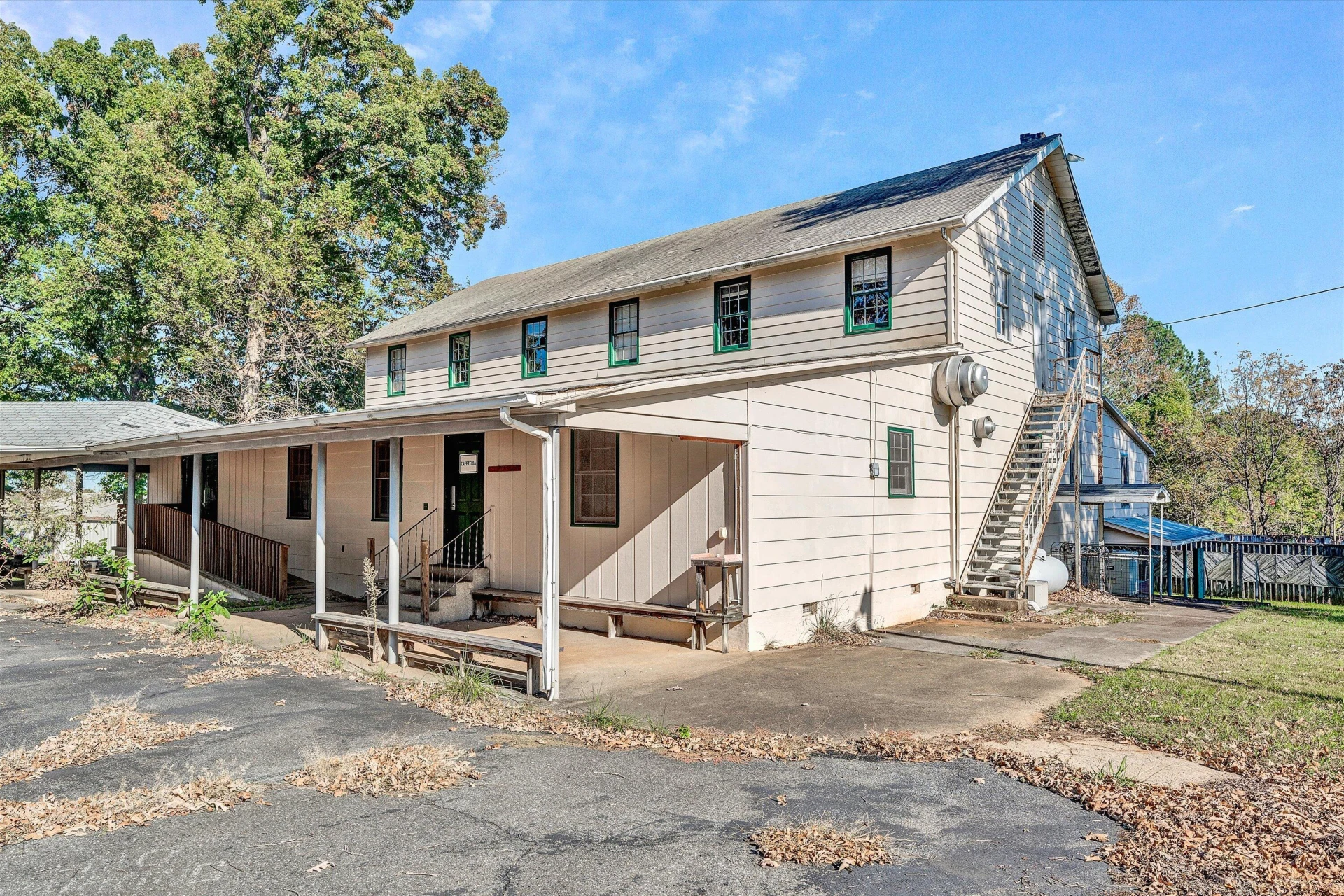11738 Leesville RD - Photo 4