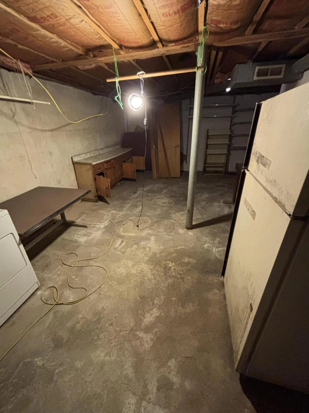 810 E Riverside DR - Photo 14