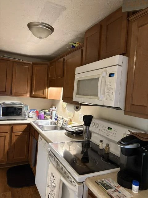 546 Westminister LN - Photo 6