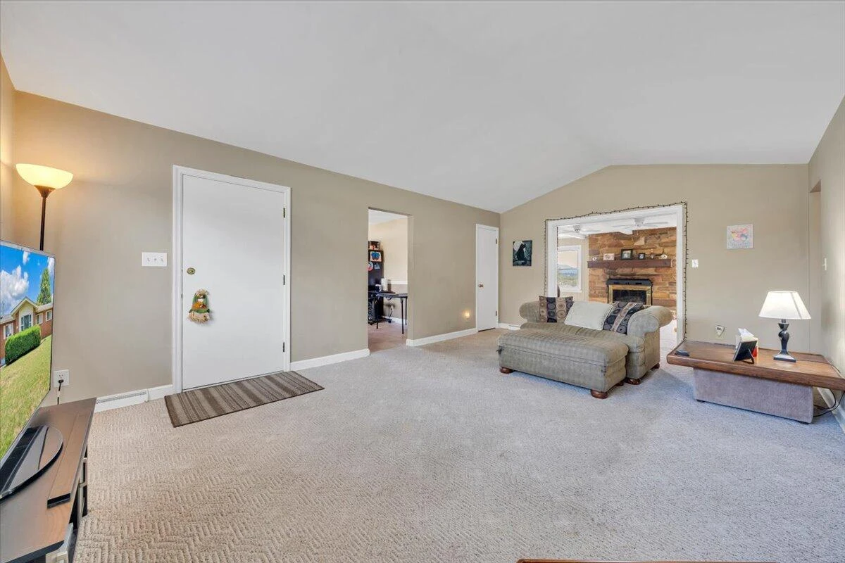 5531 Littleton RD - Photo 13