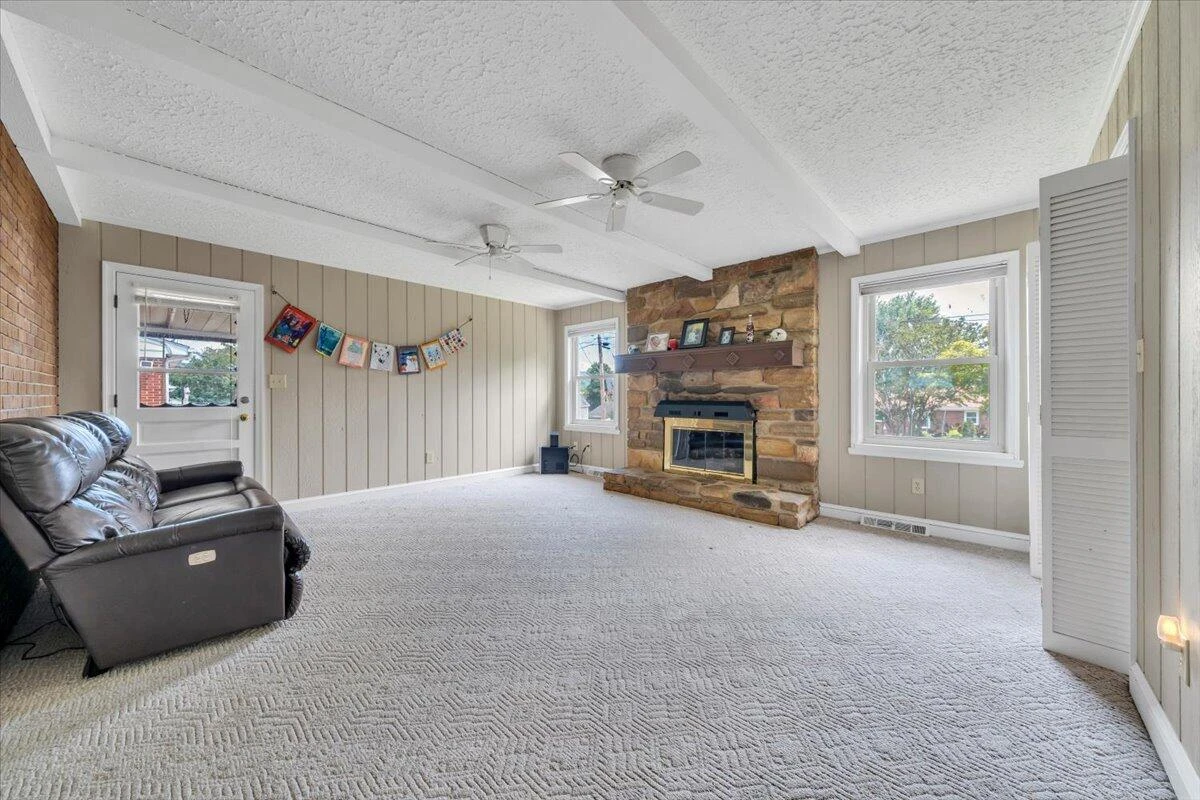 5531 Littleton RD - Photo 17