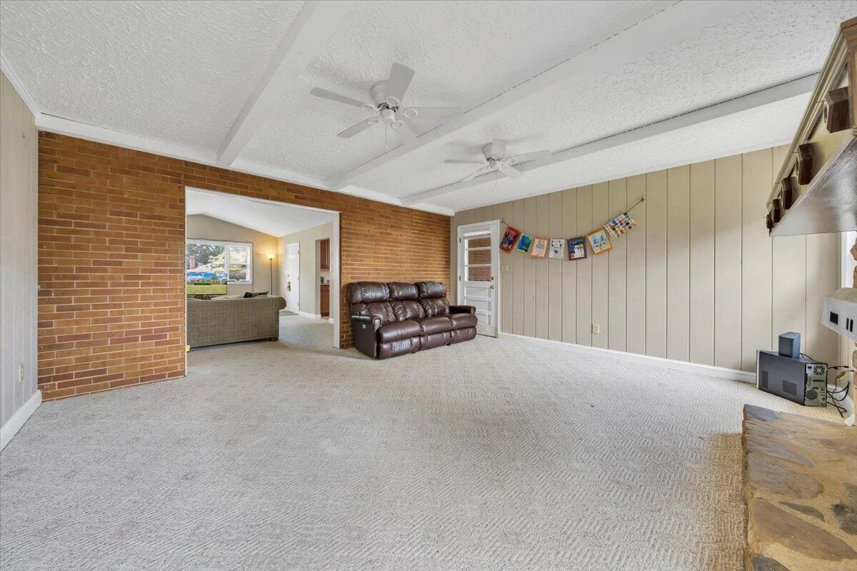 5531 Littleton RD - Photo 19