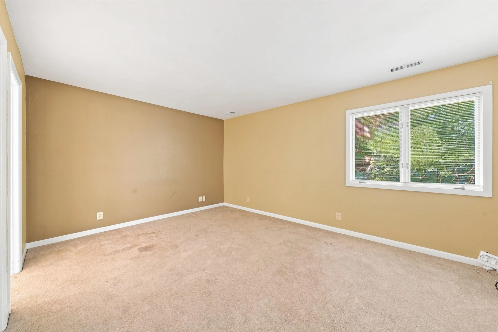 314 Windward DR SW - Photo 10